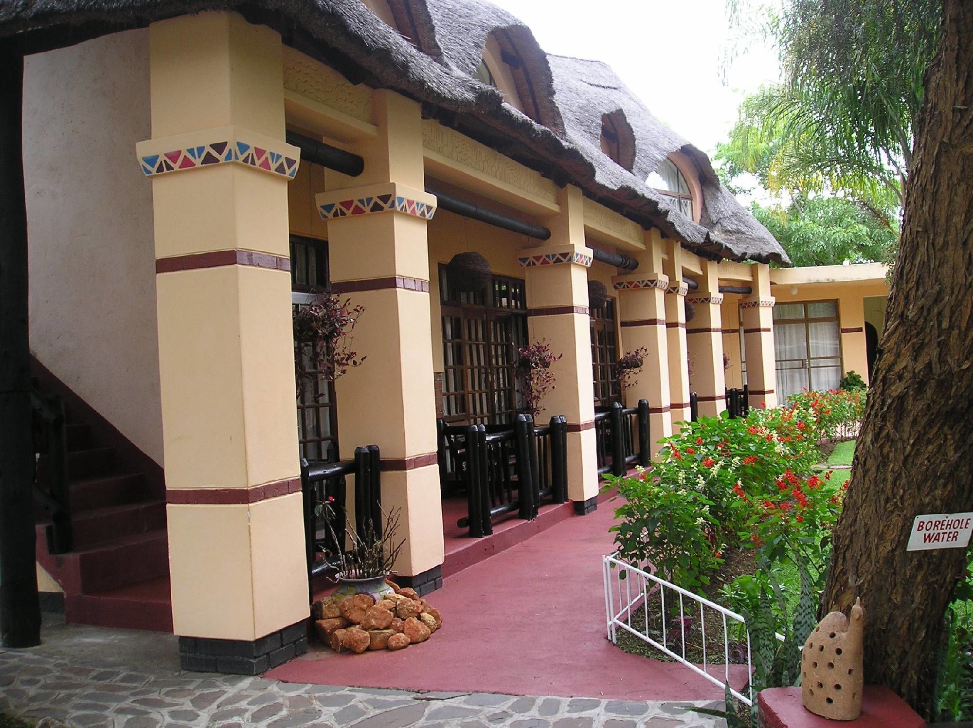 Lalani Hotel And Conference Centre Булавайо Екстер'єр фото